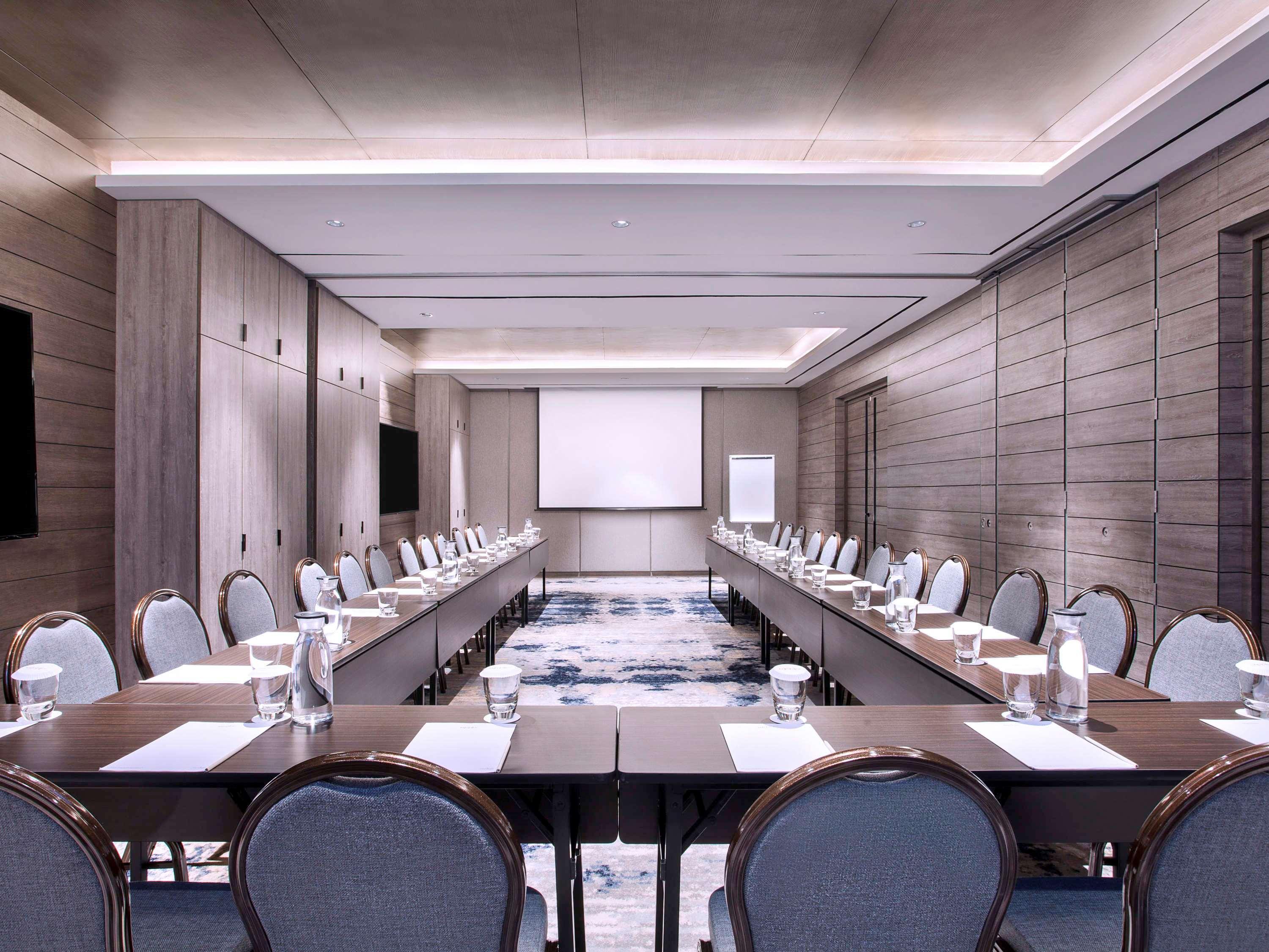 Mercure Tangerang Bsd City Kültér fotó